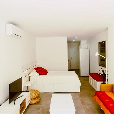 Ferienwohnung Luminoso Apartamento Cerca Del Centro Málaga Exterior foto